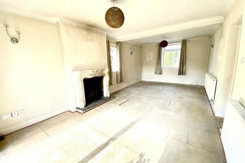 4 bedroom detached house for sale, 20 Roman Bank, Moulton Seas End, Spalding, Lincolnshire, PE12 6LG