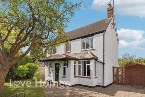 4 bedroom detached house for sale, Old Road, Barton-Le-Clay, MK45 4LB