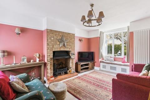 4 bedroom detached house for sale, Old Road, Barton-Le-Clay, MK45 4LB