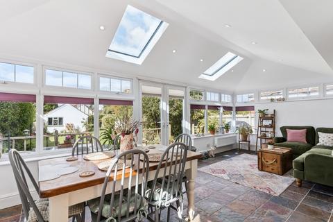 4 bedroom detached house for sale, Old Road, Barton-Le-Clay, MK45 4LB