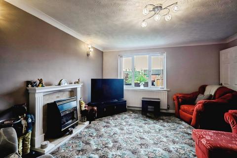 undefined, St Edmunds Close, Daventry NN11