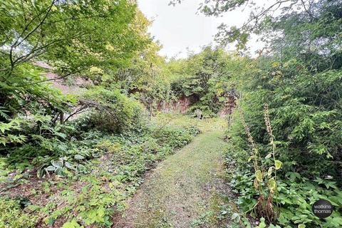 4 bedroom semi-detached house for sale, Walney Lane, Aylestone Hill, Hereford, HR1