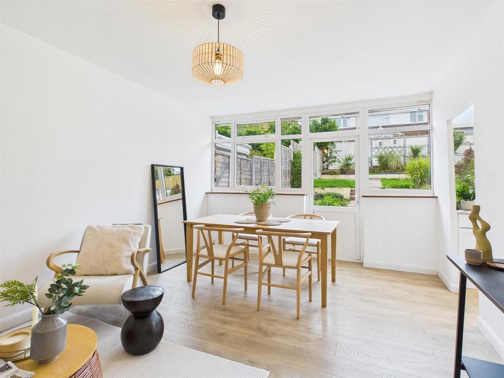 Living/Dining Room