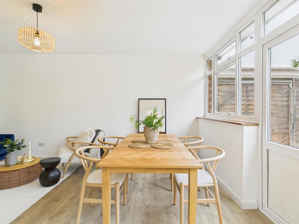 Living/Dining Room