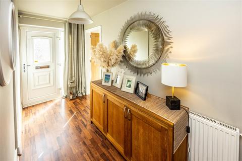 4 bedroom detached house for sale, The Paddock, Huddersfield HD5