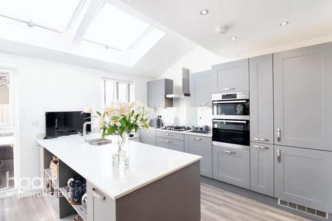 3 bedroom detached house for sale, Thorneywood Road, Drakelow, Burton on Trent
