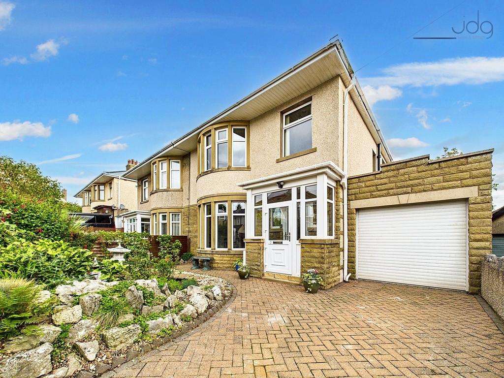 Welcome to Boscombe Avenue