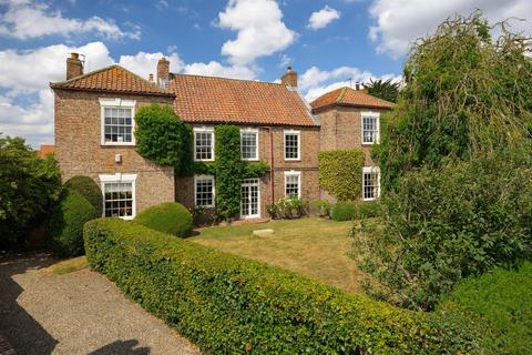 7 bedroom detached house for sale, The Old Vicarage, Market Place, Easingwold