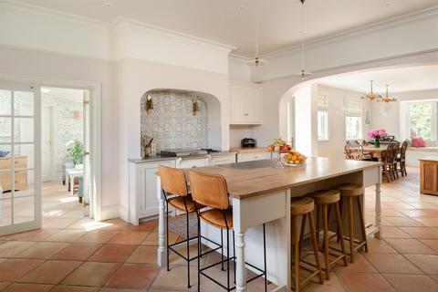 7 bedroom detached house for sale, The Old Vicarage, Market Place, Easingwold