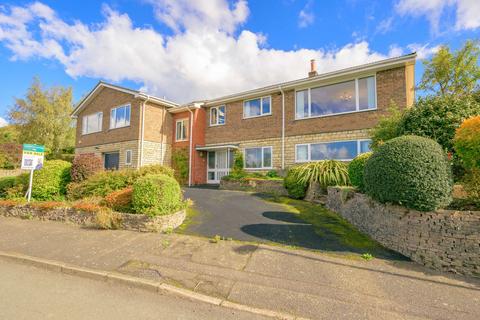 5 bedroom detached house for sale, Wellington Drive, Grantham NG31