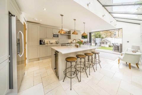 undefined, Natal Road, London SW16