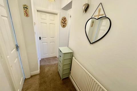 2 bedroom flat for sale, 30 Blenheim Terrace, Scarborough