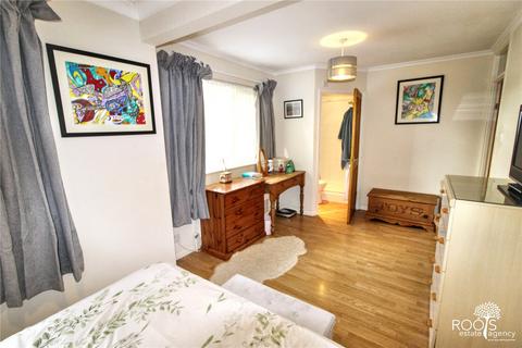 undefined, Quarrington Close, Berkshire RG19