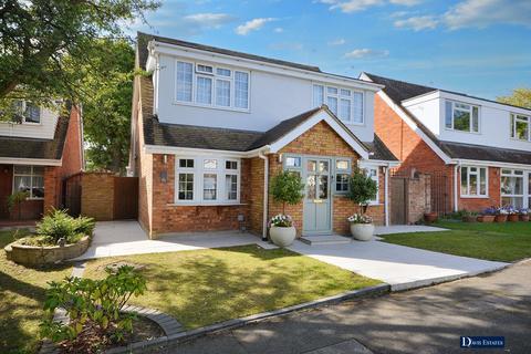 Romney Chase, Emerson Park, Hornchurch, RM11