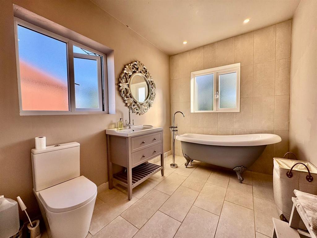 Whats App Image 2025-09-25 at 15.07.20 (2).jpeg