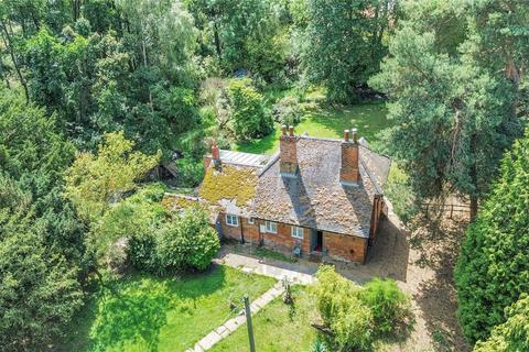 2 bedroom detached house for sale, Garendon Park, Loughborough, Leicestershire, LE11