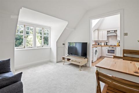 2 bedroom flat for sale, West Overcliff Drive, Bournemouth