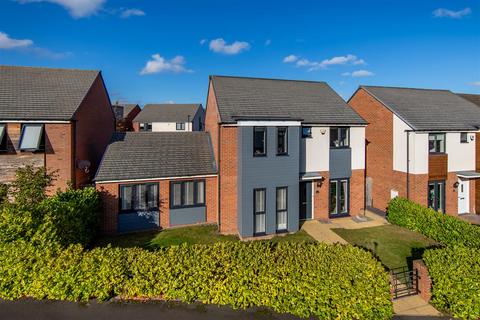 4 bedroom detached house for sale, Saltwick Avenue, Greenside, Great Park NE13