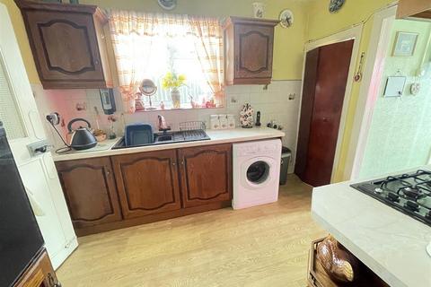 3 bedroom semi-detached house for sale, Wilton Road, Salisbury SP2