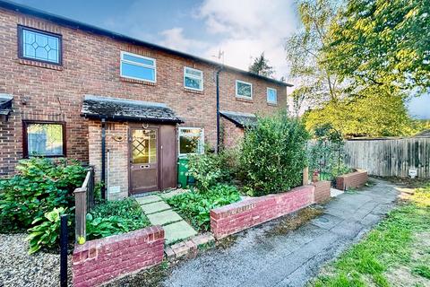 undefined, Old Pond Close, Surrey GU15