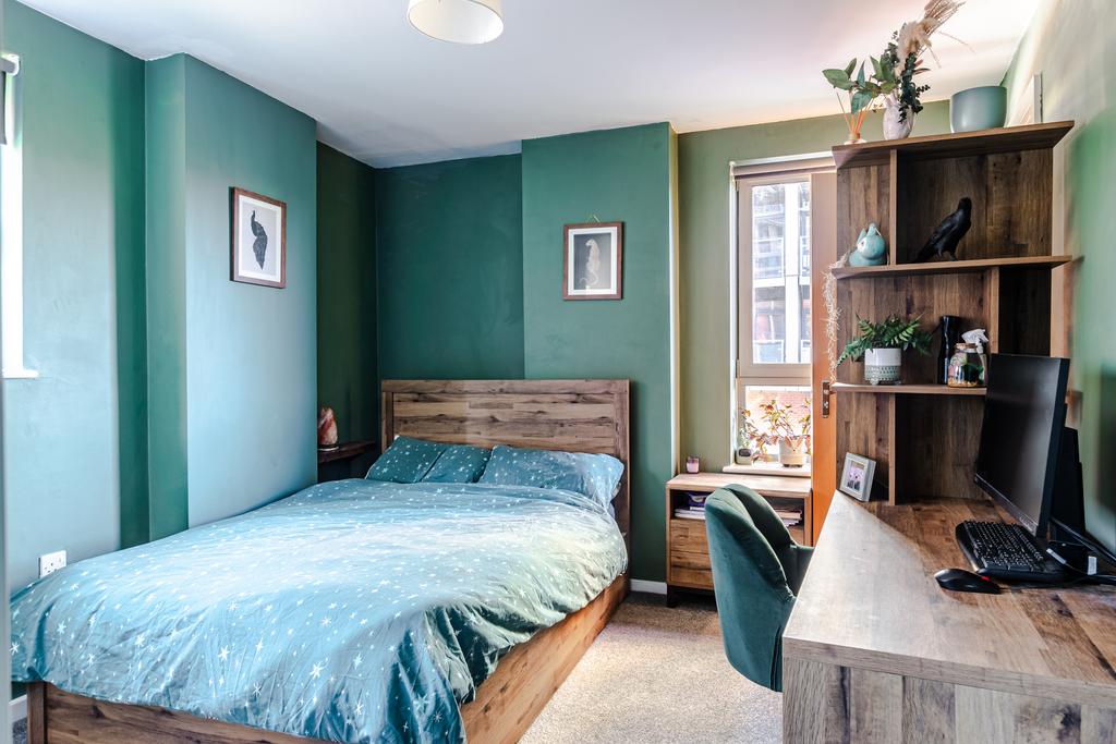 Bedroom1a