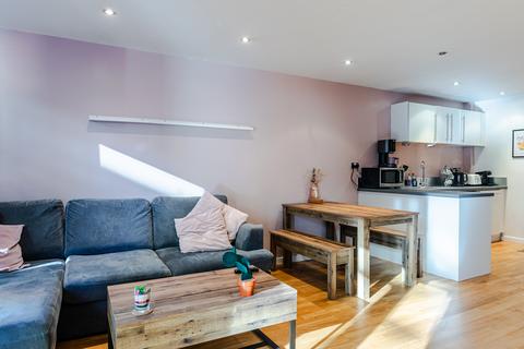 2 bedroom flat for sale, GOTTS ROAD, Leeds LS12