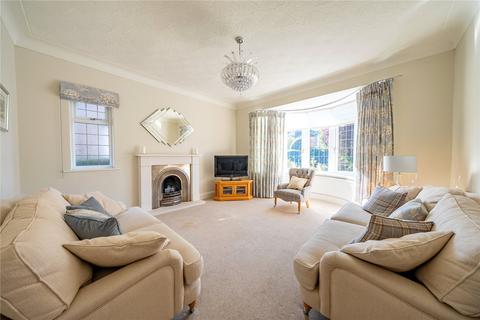 4 bedroom detached house for sale, Sandhill Oval, Leeds, West Yorkshire
