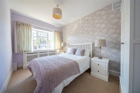 4 bedroom detached house for sale, Sandhill Oval, Leeds, West Yorkshire