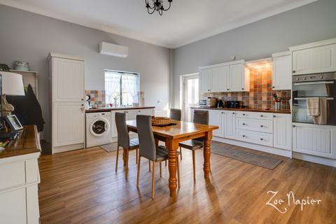 3 bedroom barn for sale, Weeley Heath