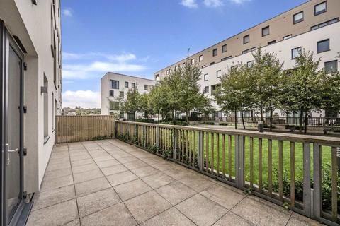 2 bedroom flat for sale, Capitol Way, London NW9