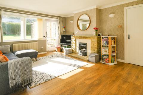 undefined, Hall Ing Lane, Holmfirth HD9