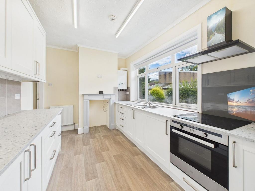 CAM04899 G0-PR0199-STILL021.jpg