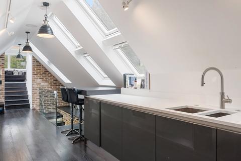 3 bedroom apartment for sale, Fitzjohns Avenue, Hampstead