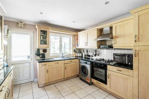 3 bedroom detached bungalow for sale, KESWICK ROAD, GREAT BOOKHAM KT23