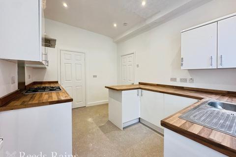 2 bedroom end of terrace house for sale, Ditchfield Road, Cheshire WA8