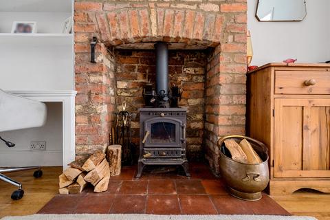 3 bedroom semi-detached house for sale, Langdon Road, Gloucestershire GL53