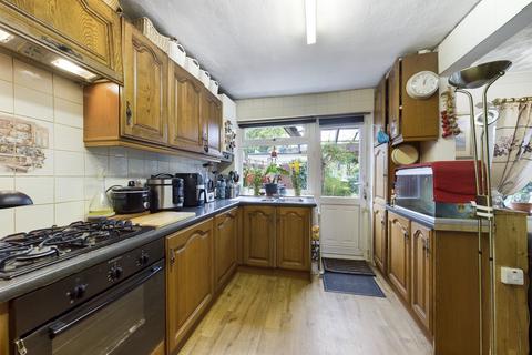 undefined, The Fairway, Ruislip, HA4