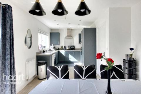 4 bedroom detached house for sale, Glebe Drive, Newmarket
