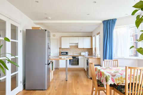 undefined, Chiswick Village, Chiswick, W4