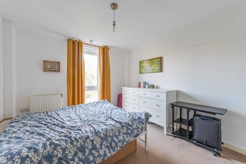 2 bedroom flat for sale, (30% share) Harrison House, Martineau Square, Whitechapel, London, E1