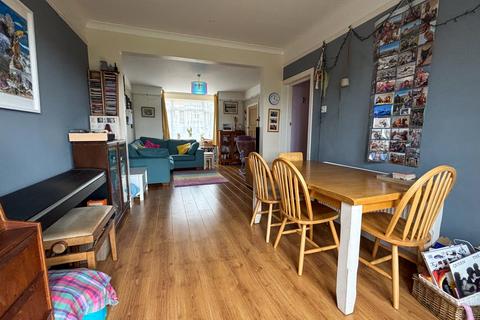 3 bedroom detached house for sale, New Road, Brading