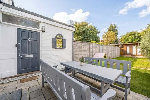undefined, Milton Road, Hampton TW12