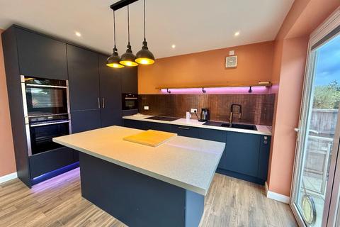 undefined, Mayland Avenue, Canvey Island
