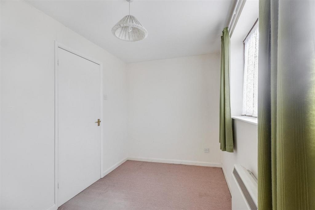 Bedroom 2 2.jpeg