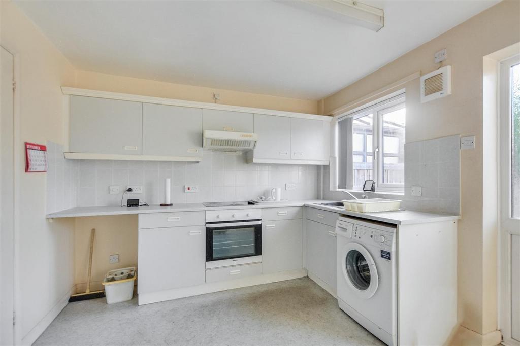 Kitchen 3.jpeg