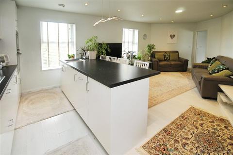 2 bedroom flat for sale, St. Helens, Southsea PO4