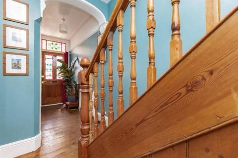 5 bedroom semi-detached house for sale, Queens Gardens, Herne Bay