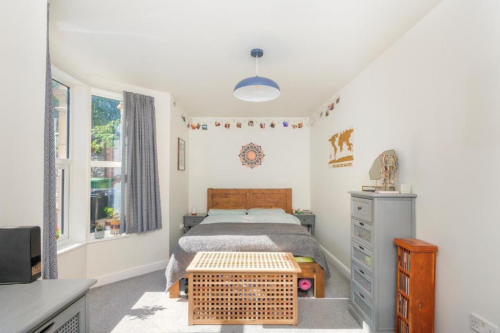 3 S2 LRHD - Bedroom E.jpg