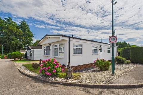 Holly Lodge, Lower Kingswood KT20