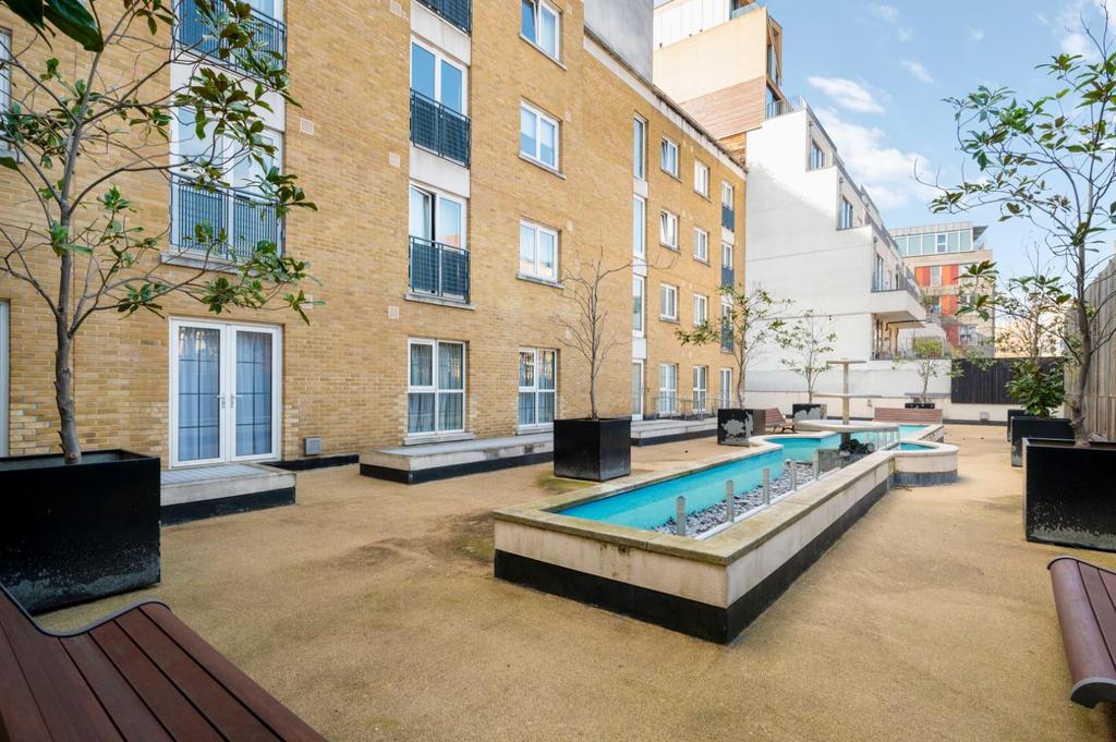 Courtyard 1.jpg